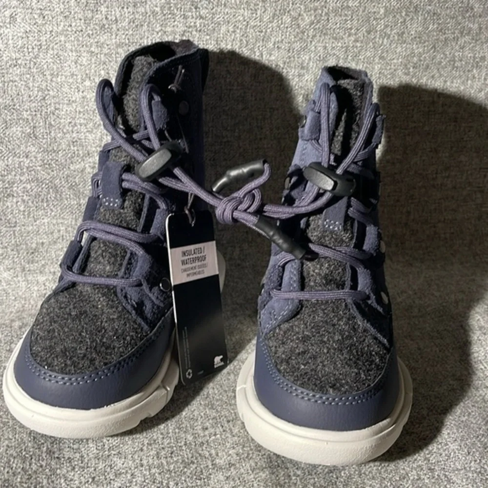 Sorel Kids Lace Waterproof Boots. NWT